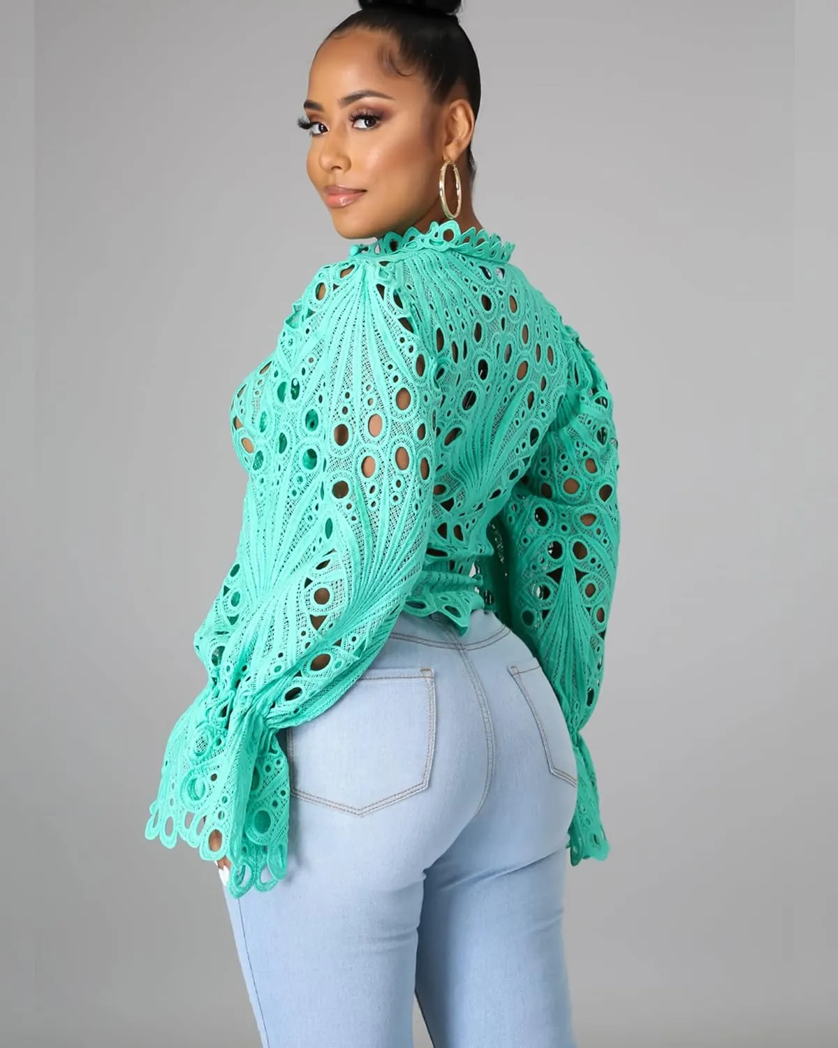 Doweha Women’s Sexy Ruffle Long Sleeve Summer Lace Tops 2025 Puff Flare Shirt V Neck Hollow Out Button Down Tunic Blouses