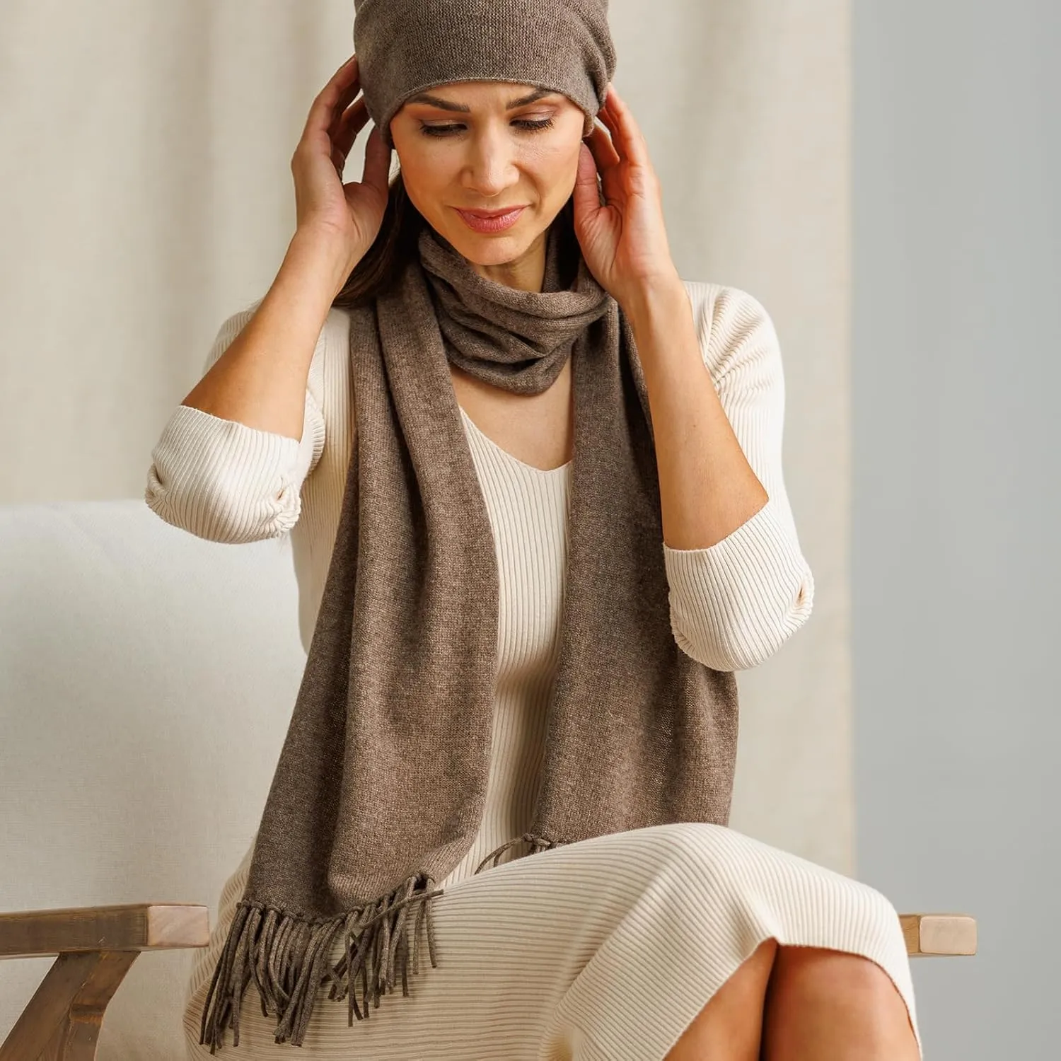 Fishers Finery Women's 100% Pure Cashmere Knit Scarf with Fringe Detail; with Black Label Box
