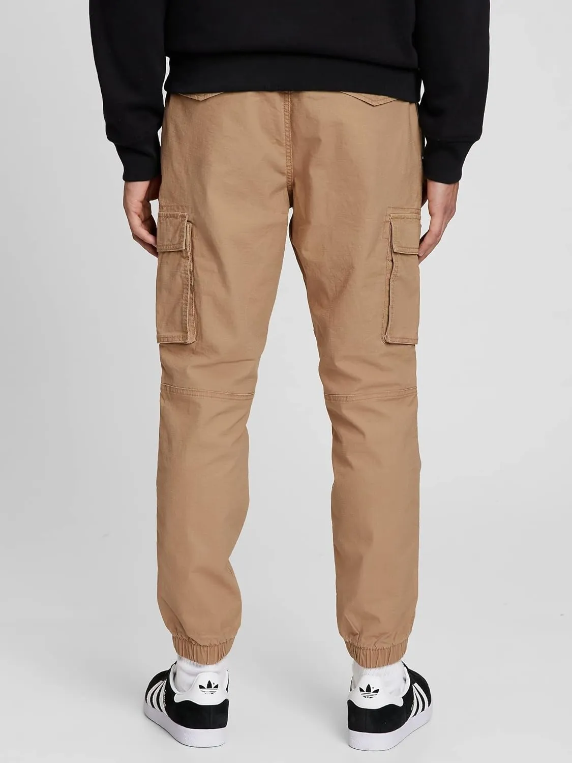 GAP Men's Cargo Jogger Pants