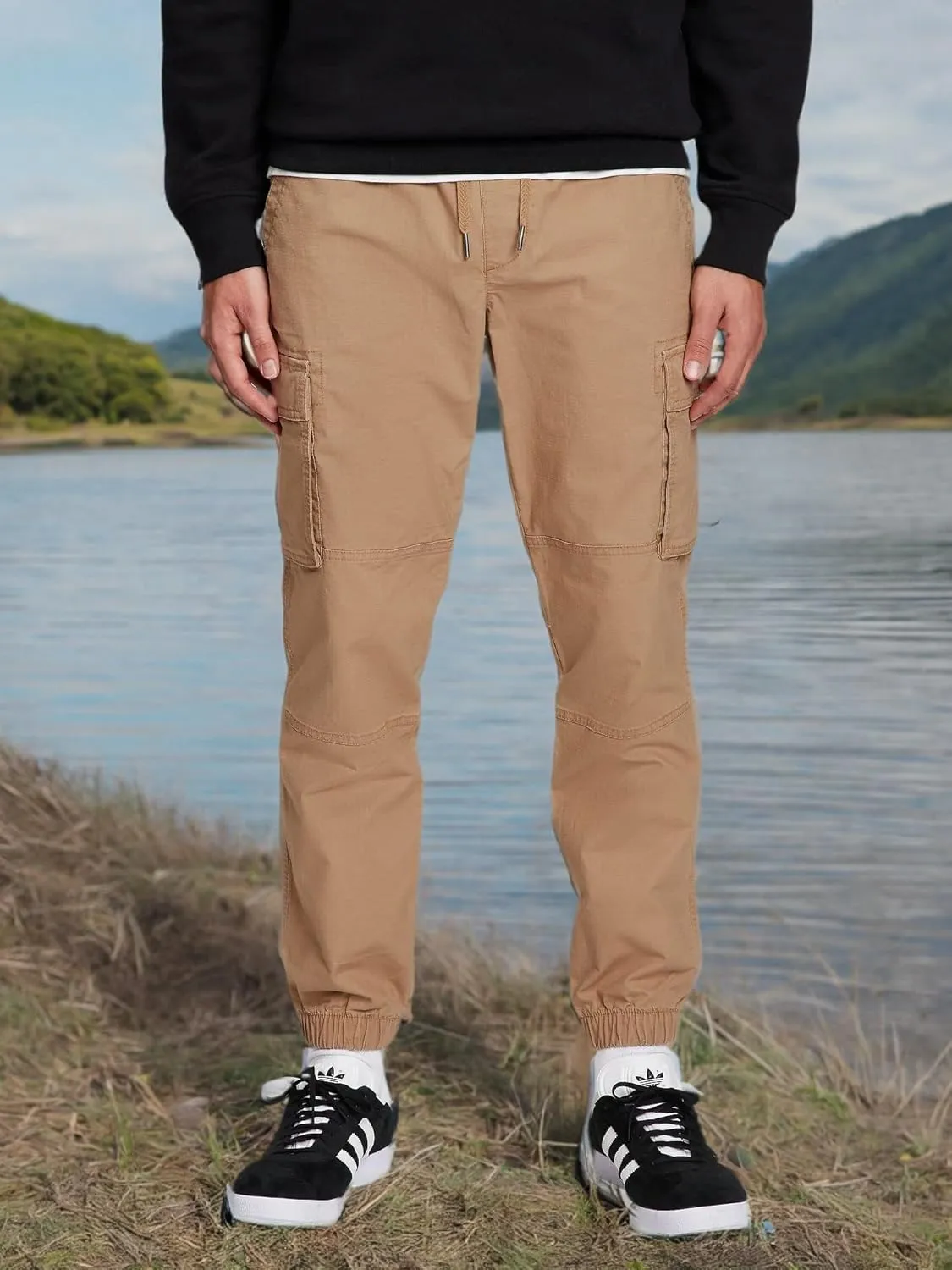 GAP Men's Cargo Jogger Pants