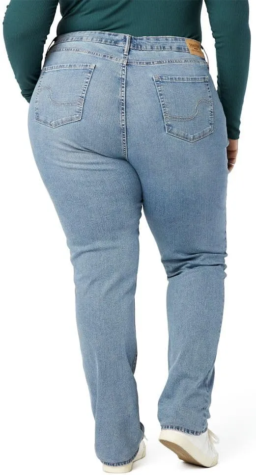 Levi Strauss Signature Gold Women's Curvy Totally Shaping Straight Jeans (Available in Plus Size)