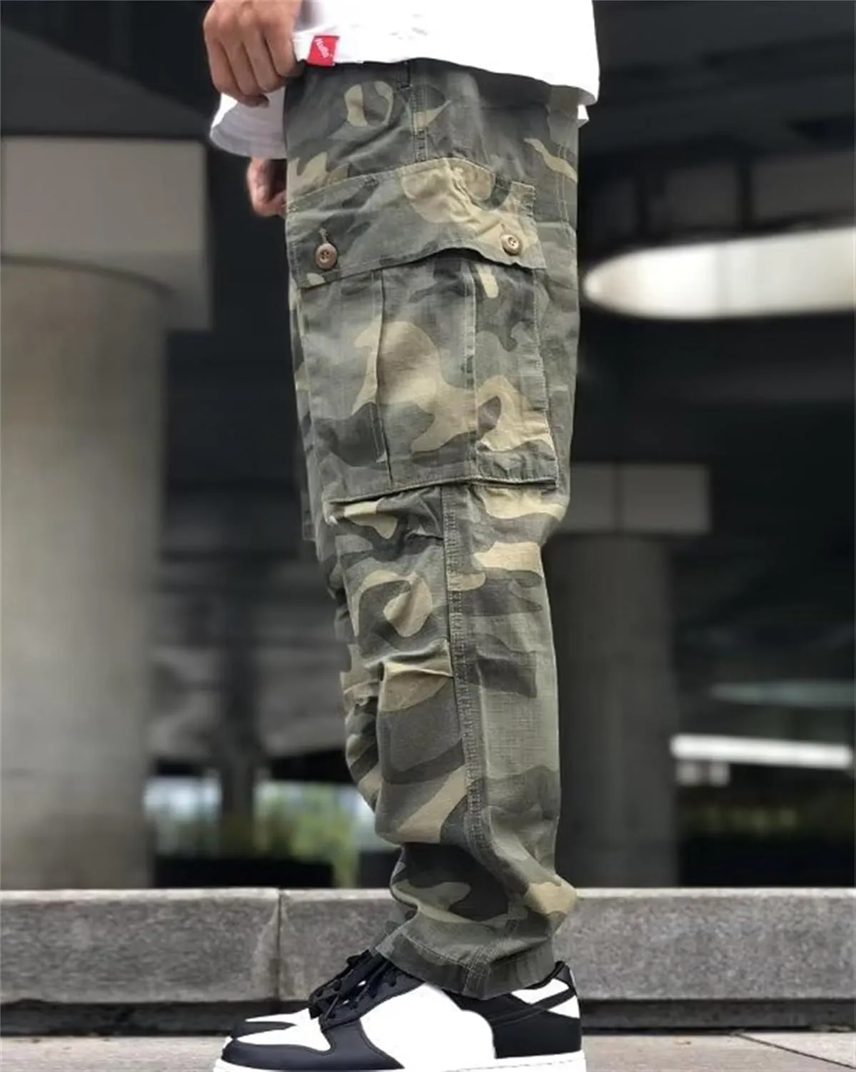 Men's Relaxed-Fit Cargo Pants Multi Pocket Military Camo Combat Work Pants Tactical Wild Army Combat Pants