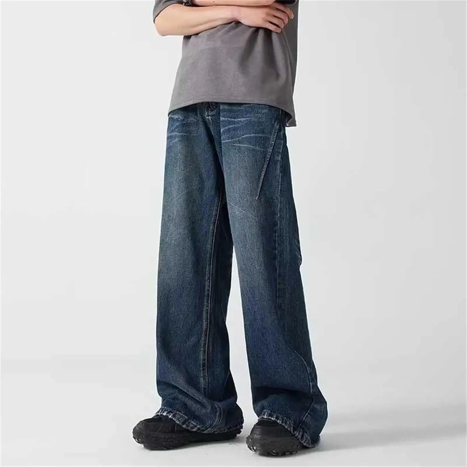 Men's Vintage Distressed Wide Leg Jeans Casual High Waist Pleated Baggy Jeans with Pockets