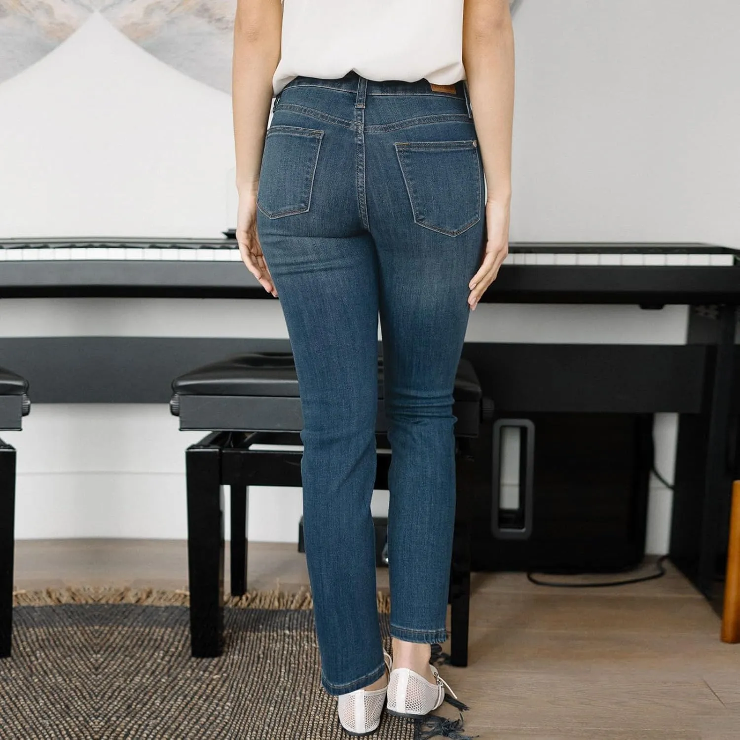 Plus Size Jeans for Curvy Women Straight Stretchy High Waisted Denim Boyfriend Butt Lifting Ankle Jeans with Pockets