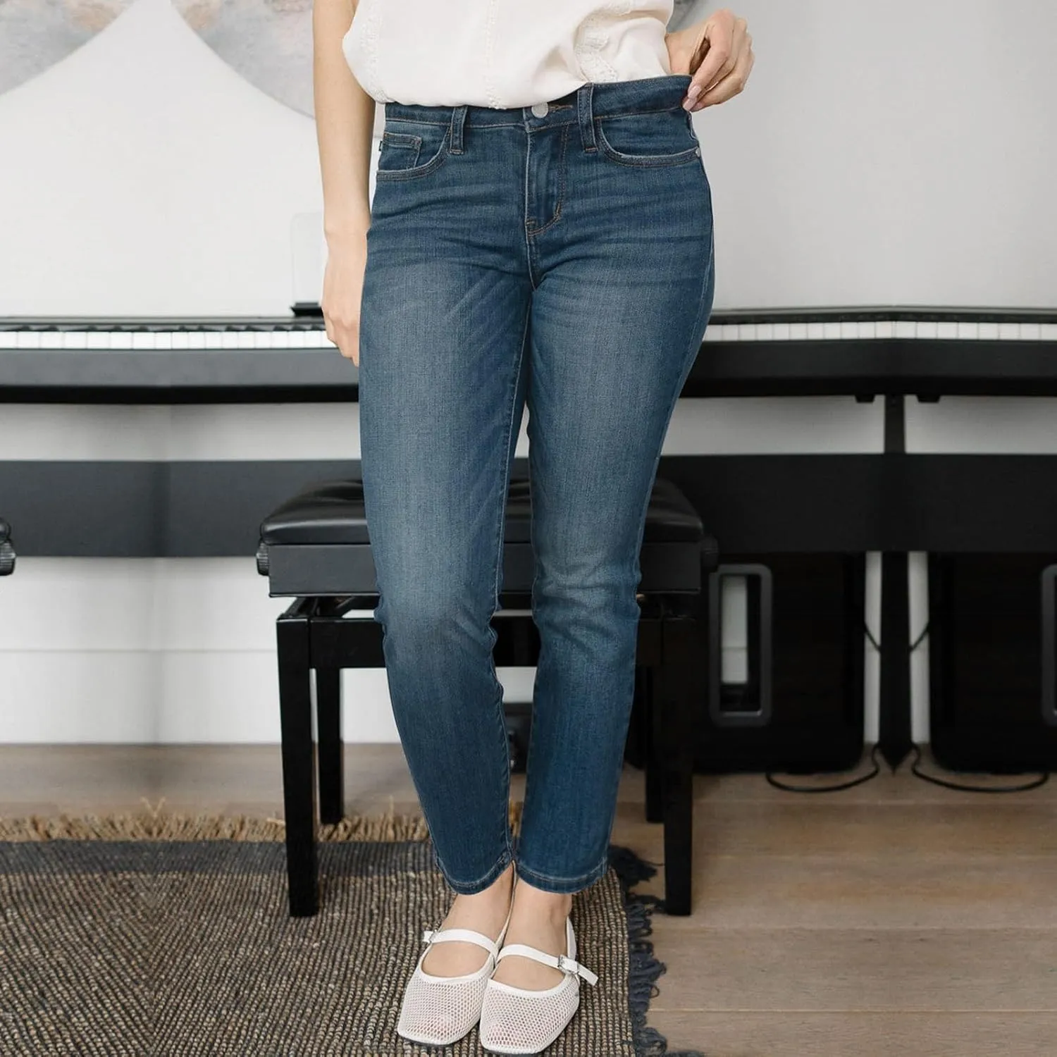 Plus Size Jeans for Curvy Women Straight Stretchy High Waisted Denim Boyfriend Butt Lifting Ankle Jeans with Pockets