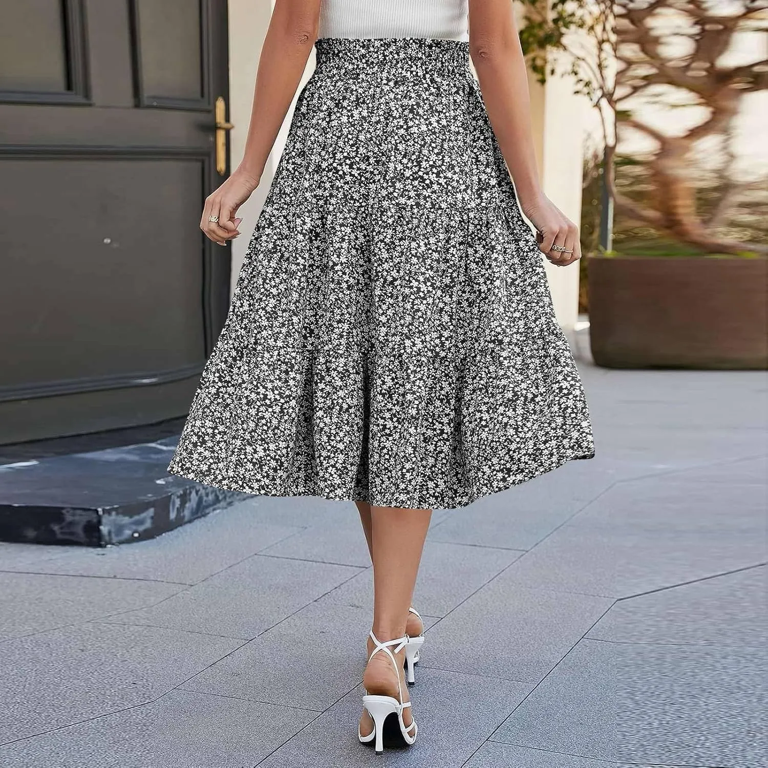 Women Summer A-Line Tiered Beach Outfits Bohemian Print Elastic Waist Long Skirt High Waist Casual Maxi Skirt