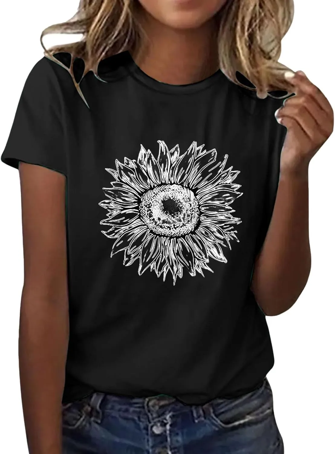 Womens Summer Short Sleeve Tops Vintage Floral Crew Neck Loose Fit Tees Casual Summer Basic Tunic Top Trendy 2025